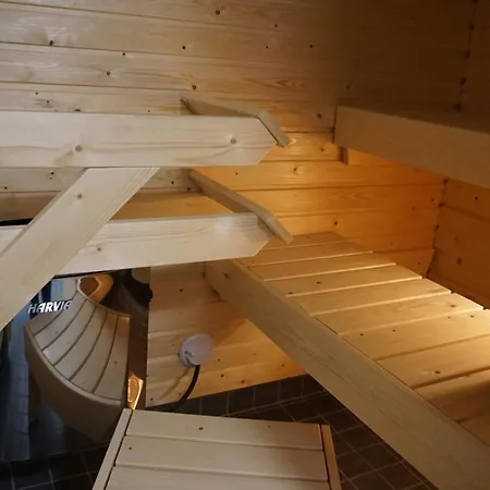 Spacious For 6 With Sauna Seinäjoki