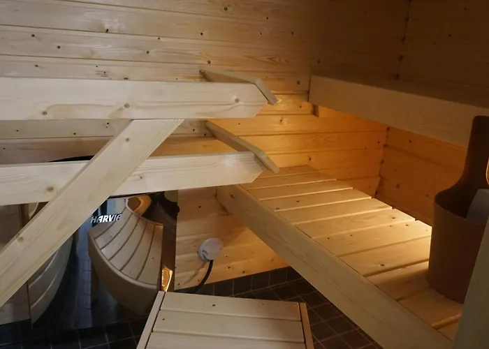 Spacious For 6 With Sauna Seinäjoki